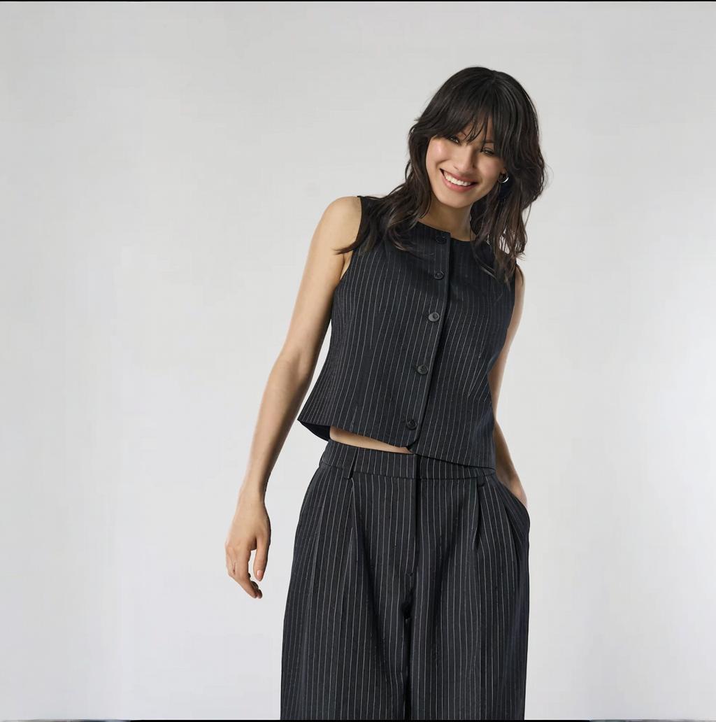 Womens Blazer - Allingentle черный жилет в тонкую полоску