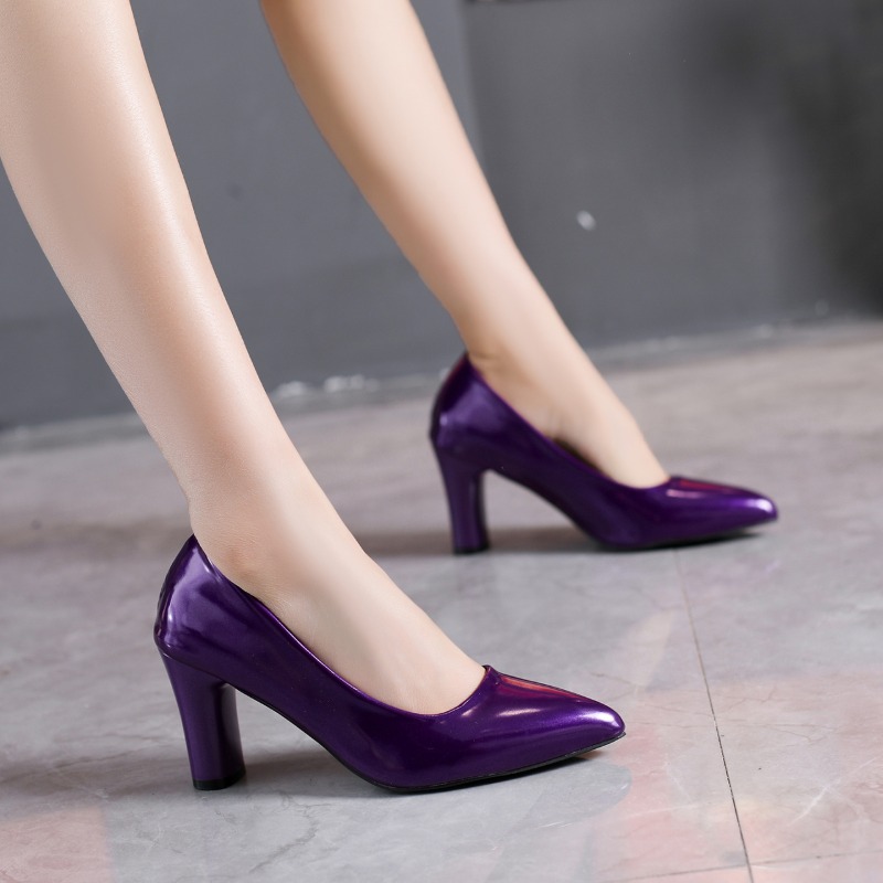Туфли-лодочки из лакированной  – обзор и цена Pump Heel Block
