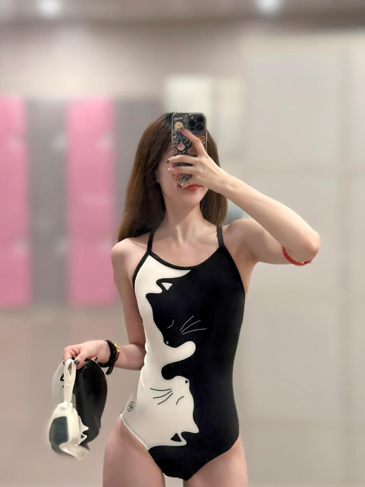 Черно-белый женский слитный ку – обзор и цена Womens Suit